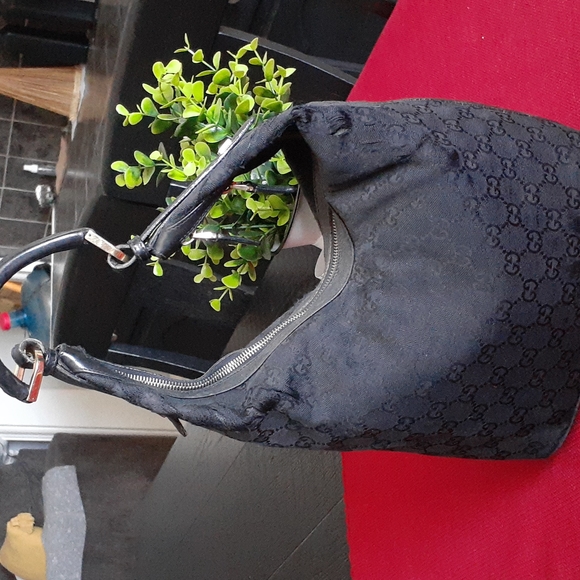 GUCCI SHOULDER BAG - Picture 3 of 17